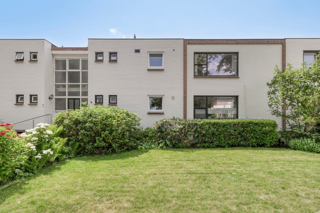 Photo 1 of Julianalaan 12