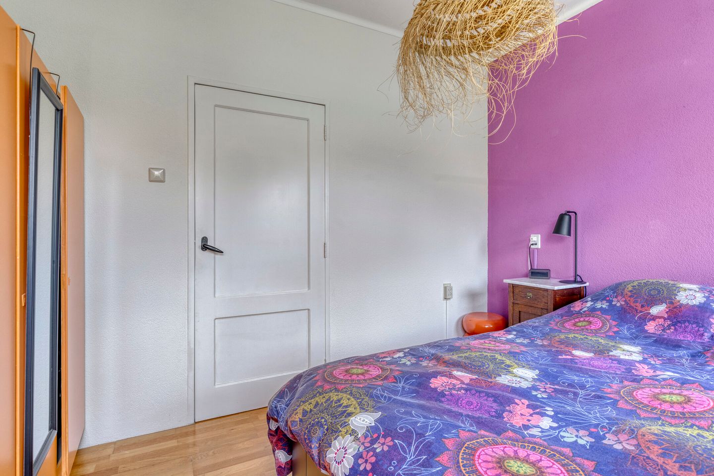 Photo 19 of Julianalaan 12