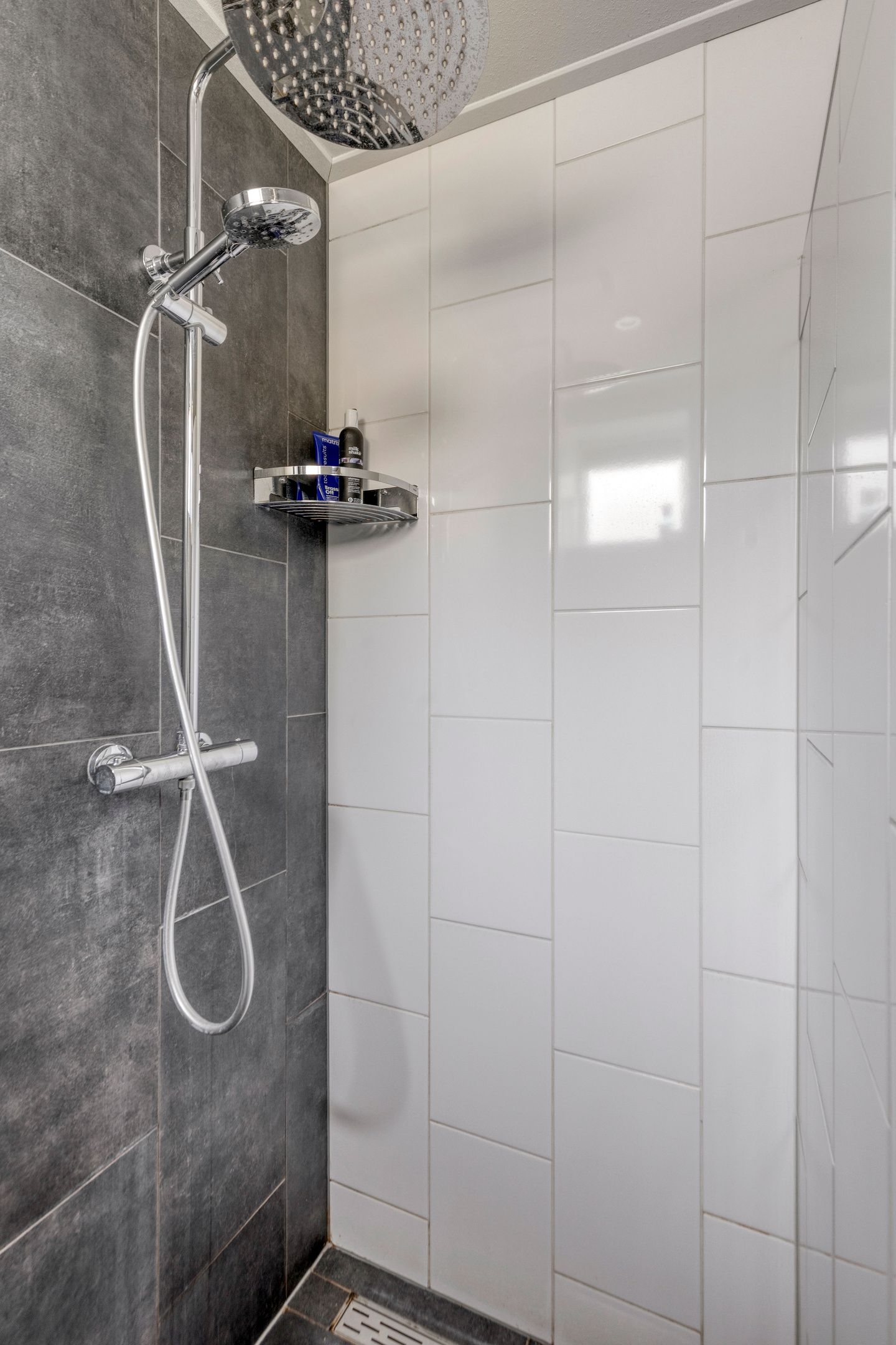 Photo 21 of Julianalaan 12