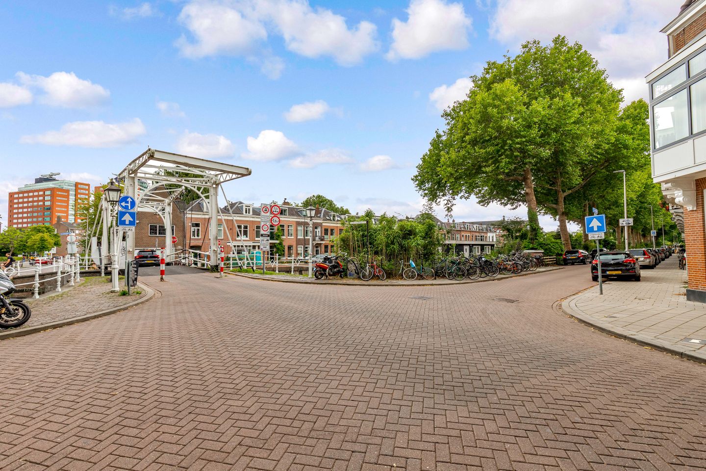 Foto 25 van Jan Pieterszoon Coenstraat 100