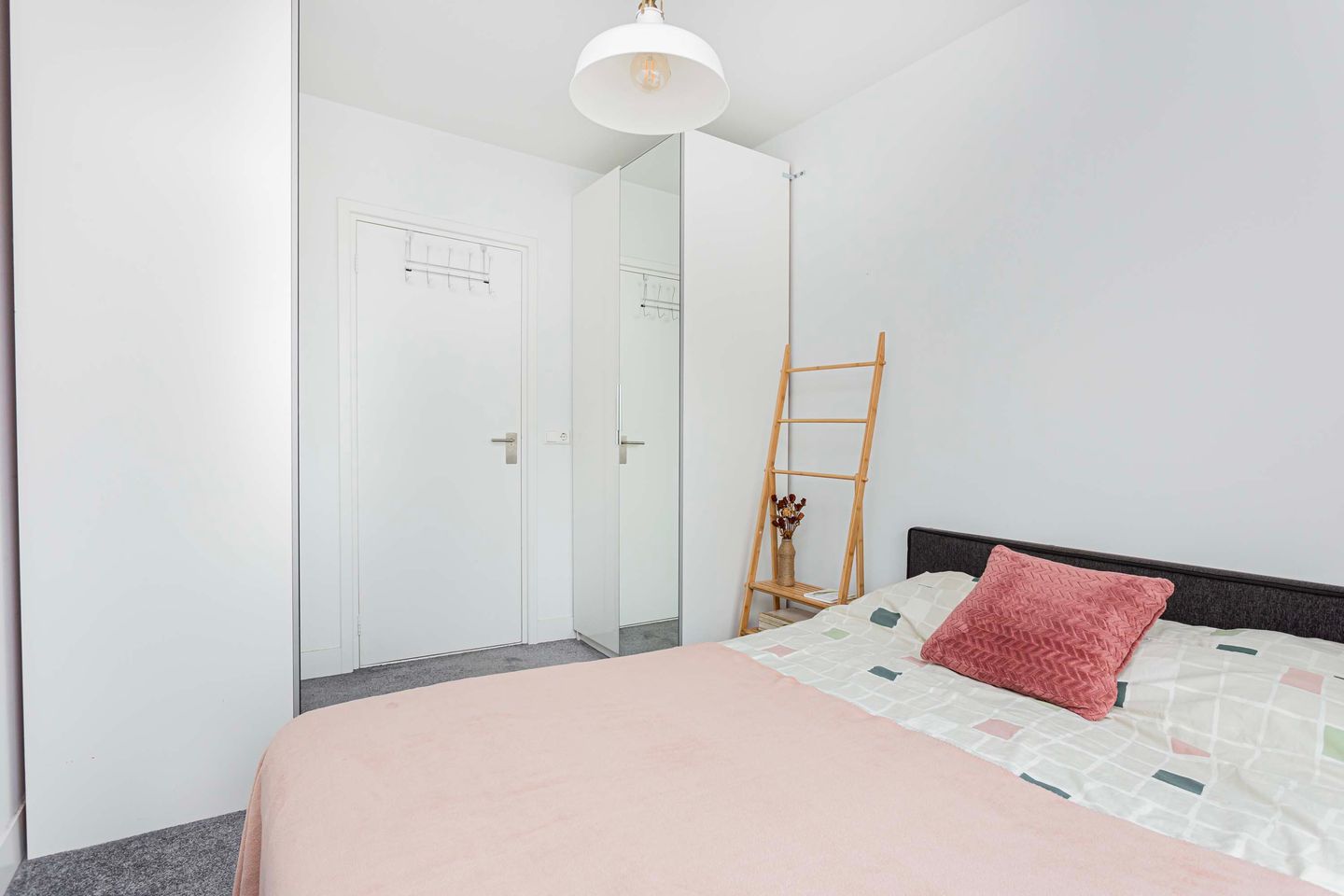 Foto 19 van Fahrenheitlaan 2-2