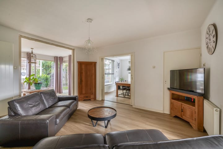 Photo 9 of van Haestrechtstraat 42