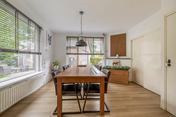 Photo 10 of van Haestrechtstraat 42