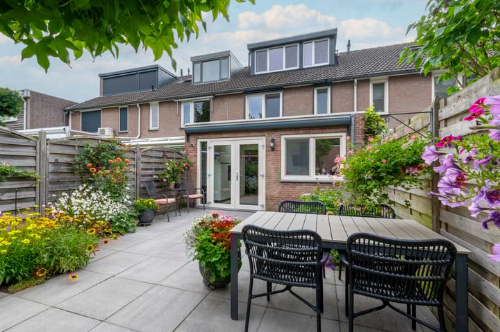 Foto 26 van Jac. van Vollenhovenstraat 321