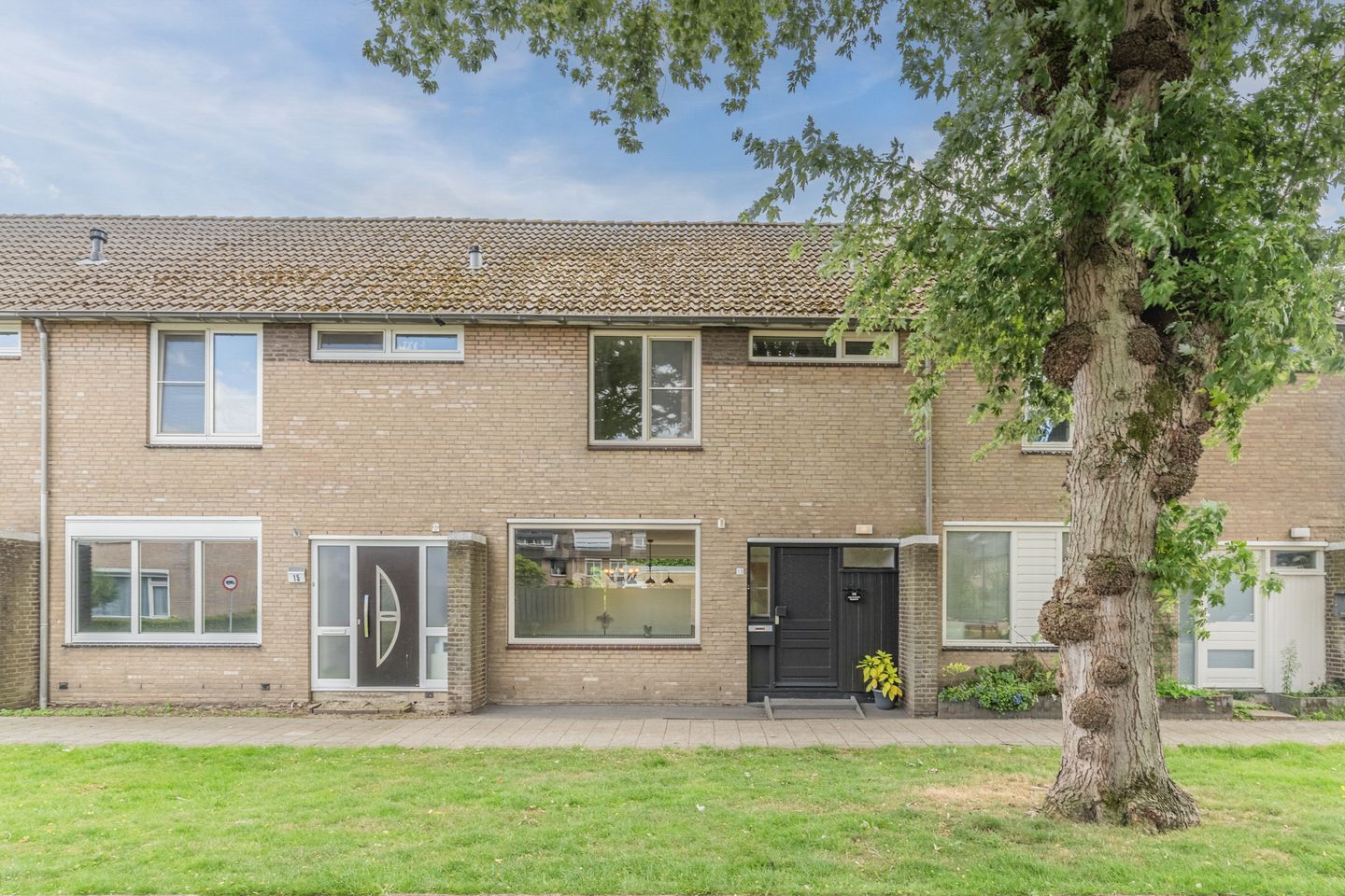 Foto 1 van Elbestraat 13