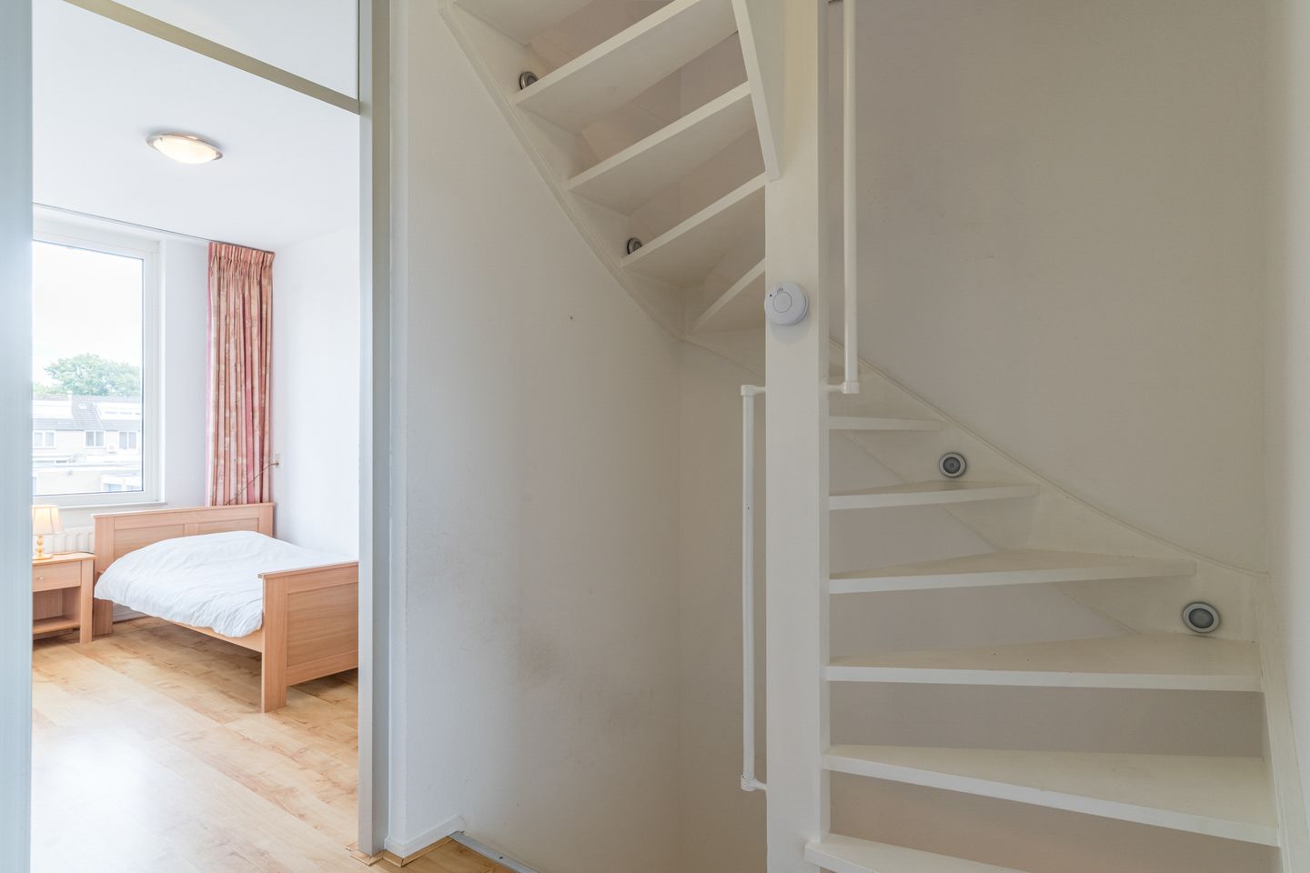 Foto 25 van Elbestraat 13