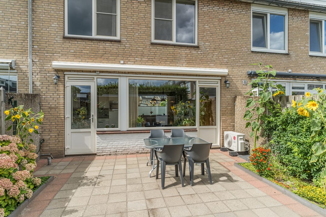 Foto 32 van Elbestraat 13