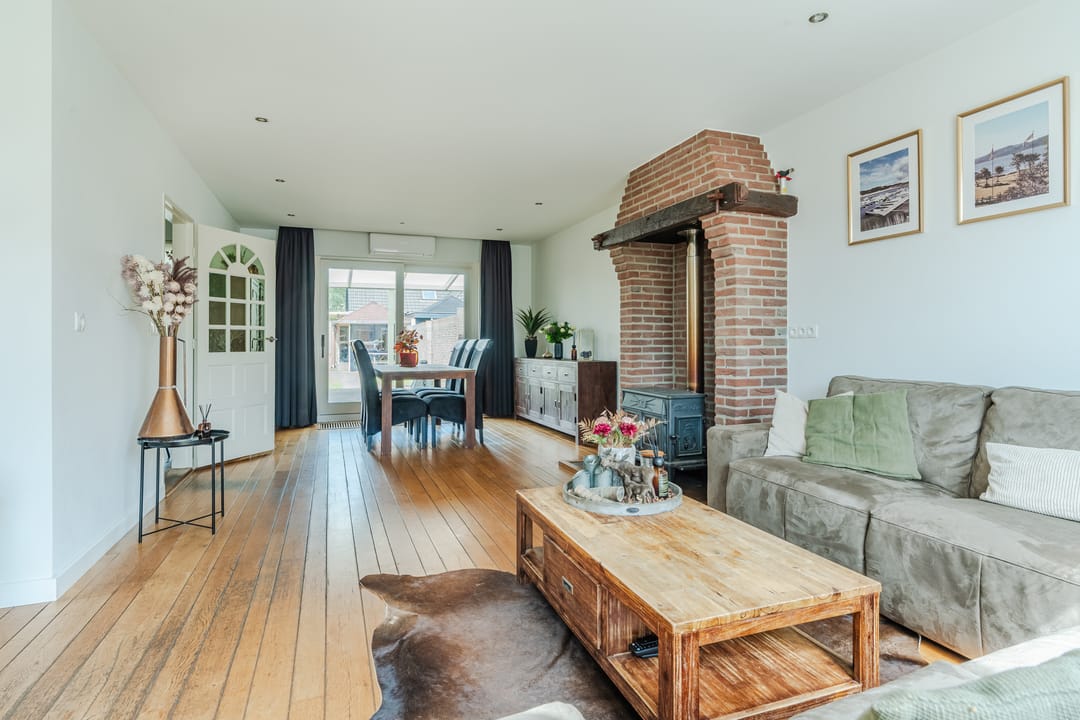 Photo 13 of Ericastraat 35