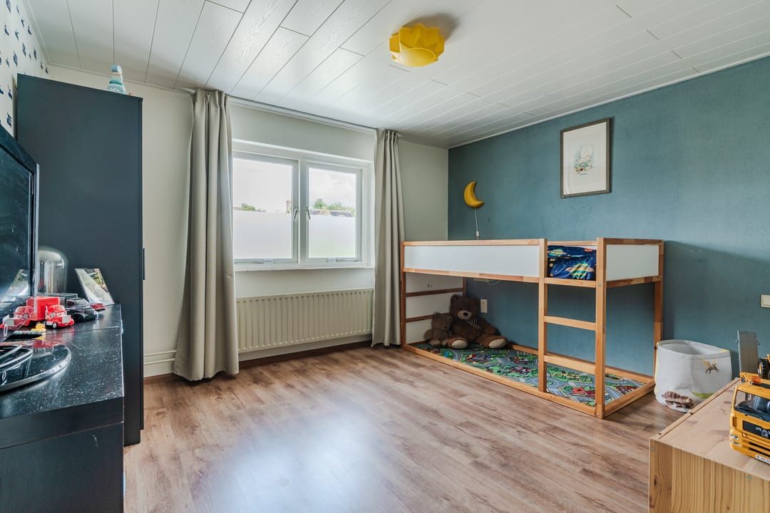 Photo 32 of Ericastraat 35