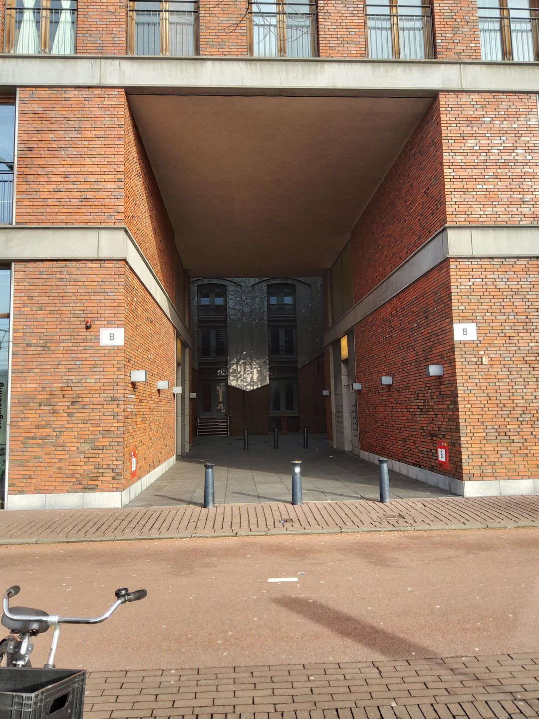 Photo 2 of Waagdragerhof 168