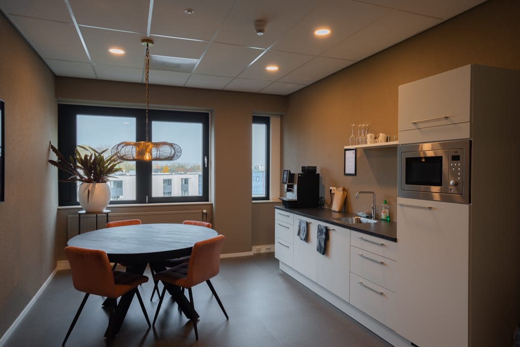 Bekijk foto 3 van Keulenstraat 1