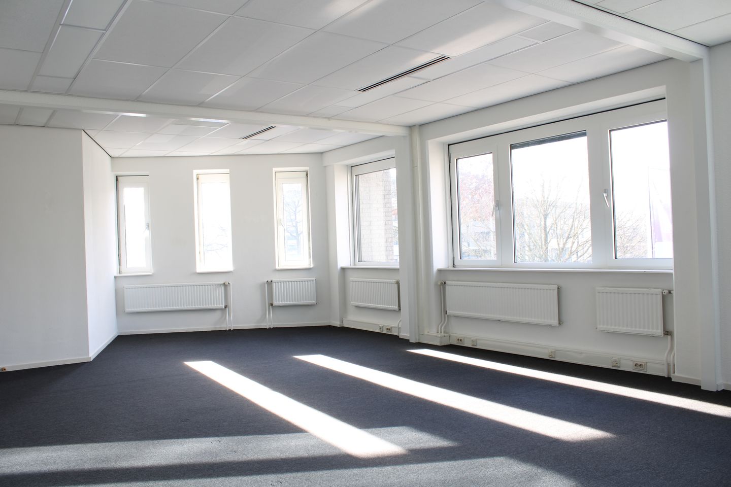 View photo 1 of Keulenstraat 12