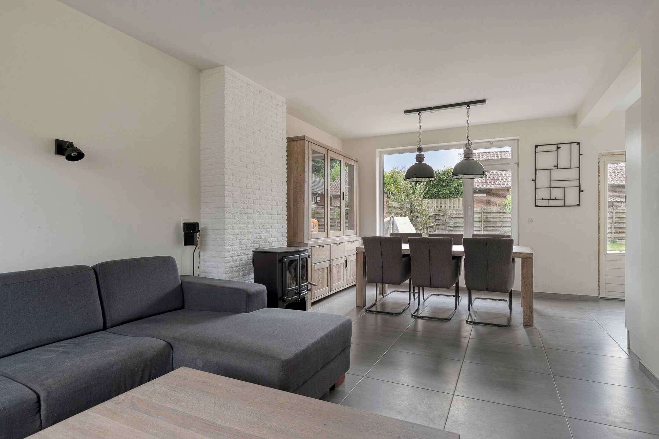 Foto 6 van Helmissenstraat 10