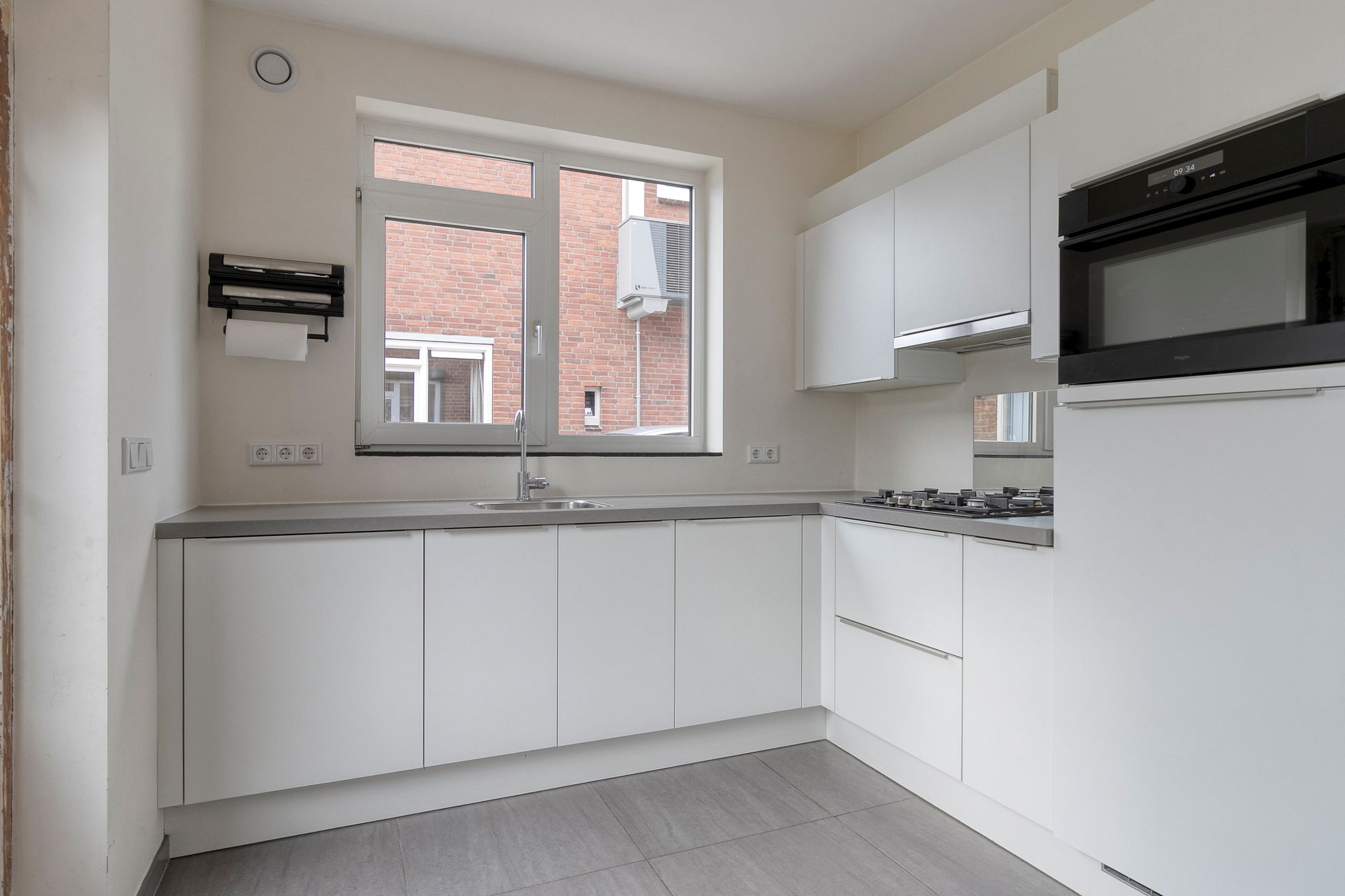 Foto 9 van Helmissenstraat 10