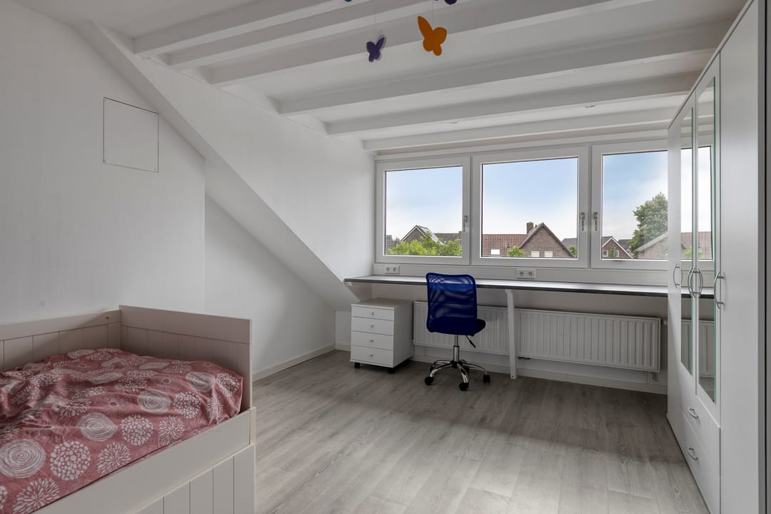 Foto 22 van Helmissenstraat 10