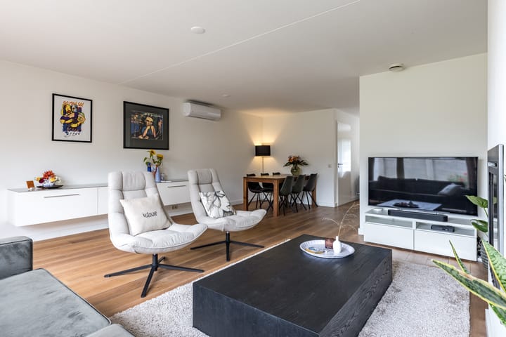 Photo 2 of Rooseveltstraat 39