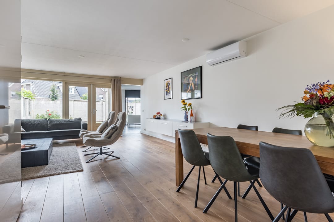 Photo 17 of Rooseveltstraat 39