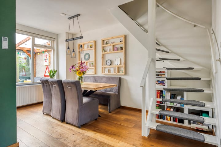 Foto 10 van Van der Duyn van Maasdamstraat 13