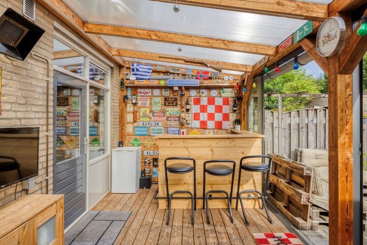 Foto 27 van Van der Duyn van Maasdamstraat 13