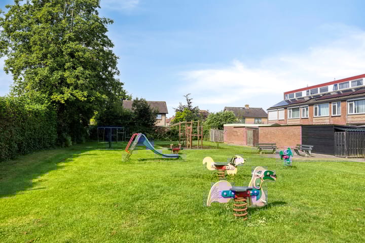 Foto 28 van Van der Duyn van Maasdamstraat 13