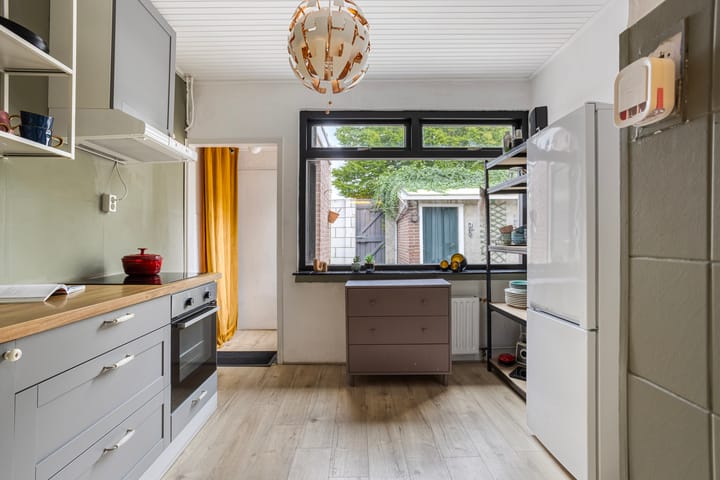 Photo 9 of Donze Visserstraat 55