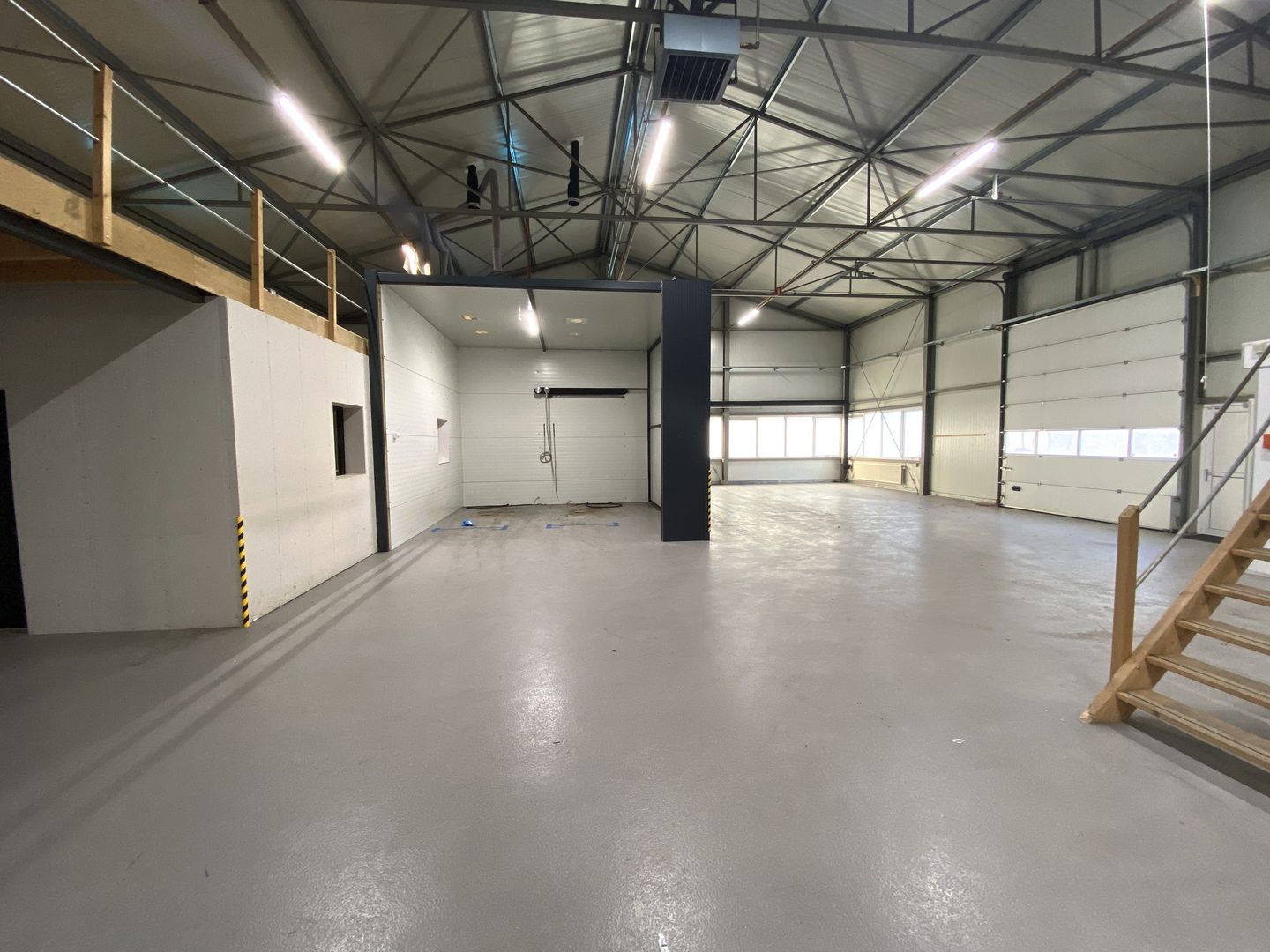 View photo 2 of Machineweg 14-a
