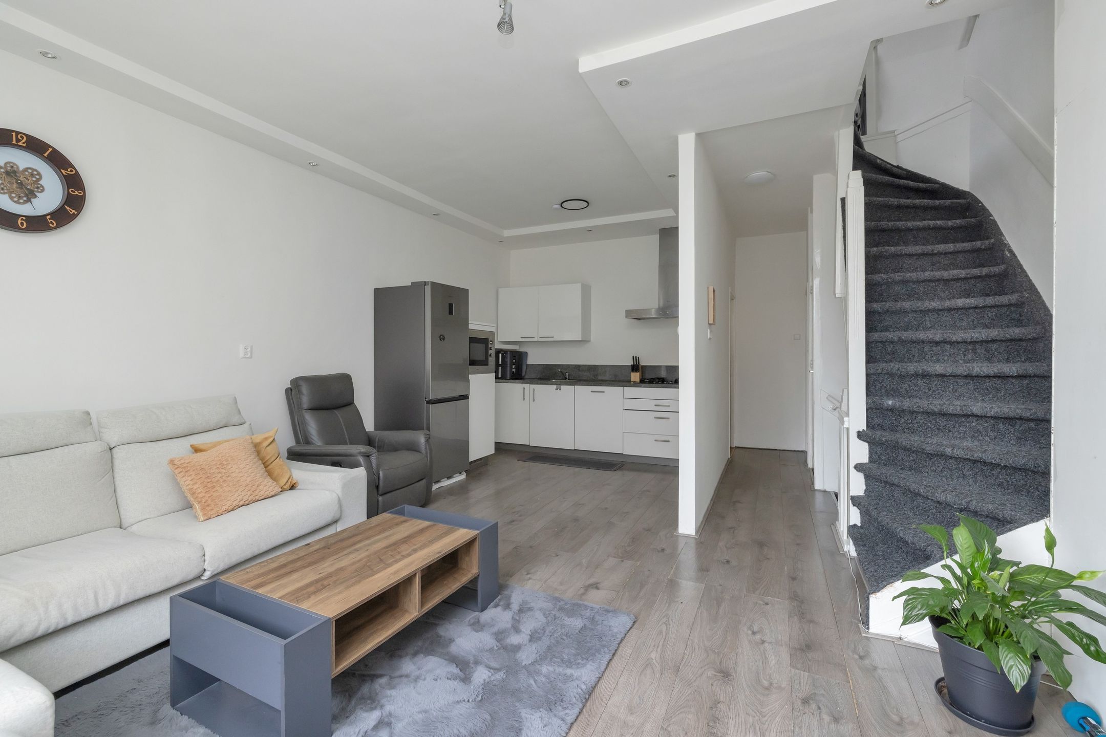 Lijnzaadstraat 16-B, 16, B, Rotterdam, 3073DK, Zuid-Holland, Nederland 16