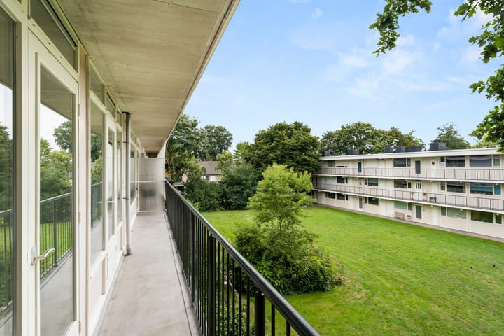 Foto 17 van Jan Th. Tooroplaan 93