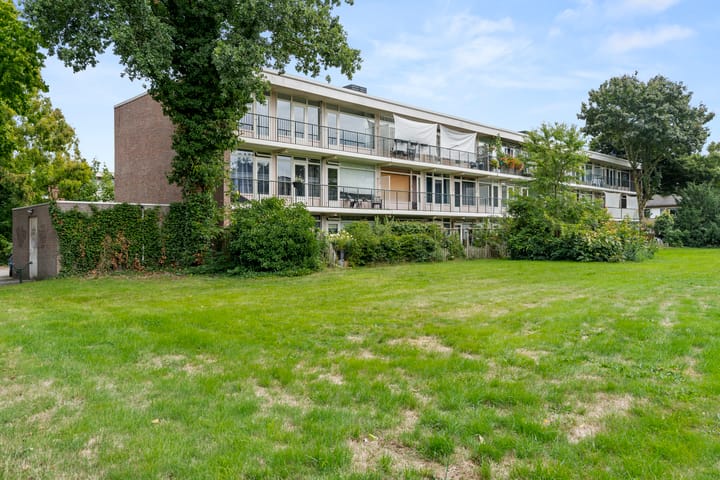 Foto 27 van Jan Th. Tooroplaan 93