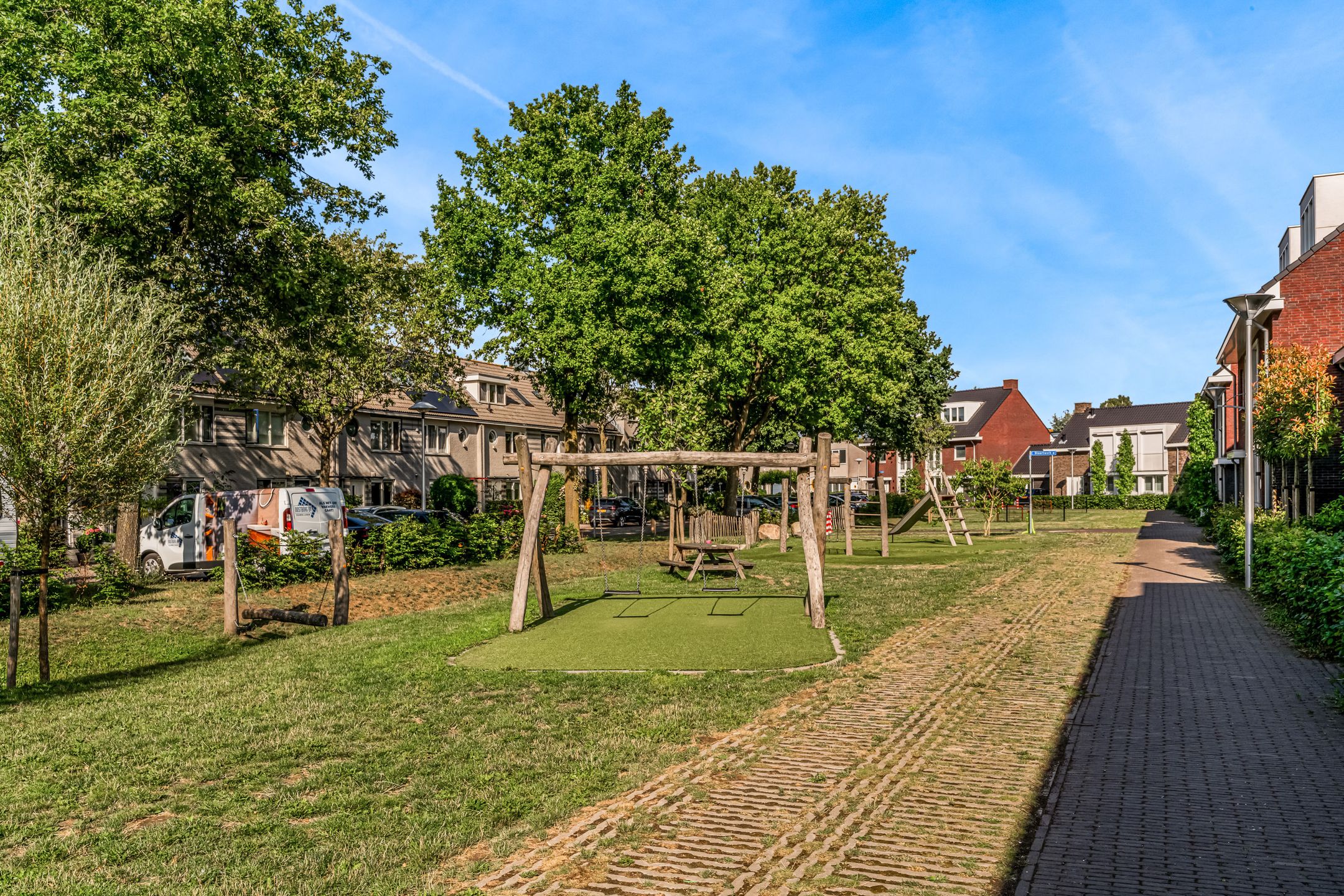 Foto 33 van Rolwolk 11