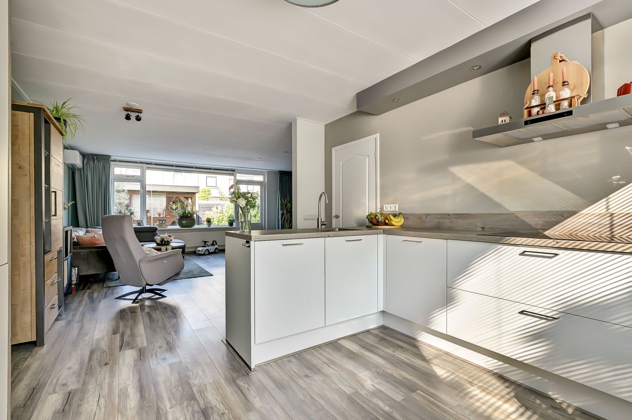 Photo 15 of Heimond 27