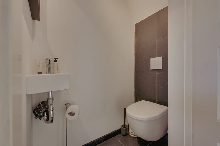 Photo 7 of Zuiddijkstraat 11