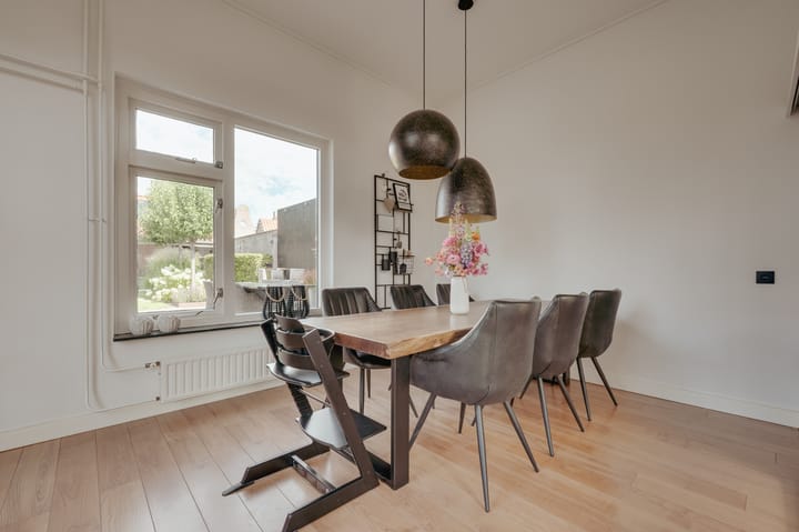 Photo 12 of Zuiddijkstraat 11