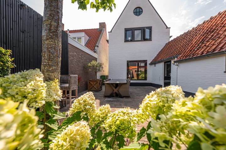 Photo 27 of Zuiddijkstraat 11