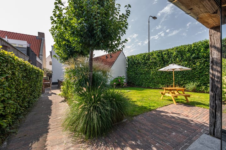 Photo 33 of Zuiddijkstraat 11