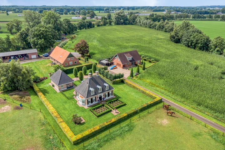 Foto 64 van Bollenweg 5