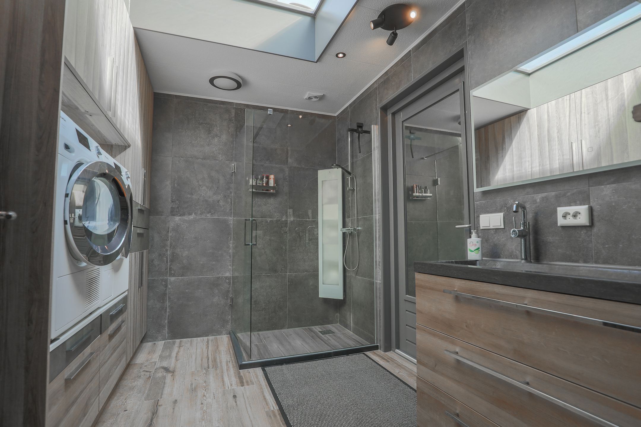 Photo 21 of Douwe Brouwerweg 24