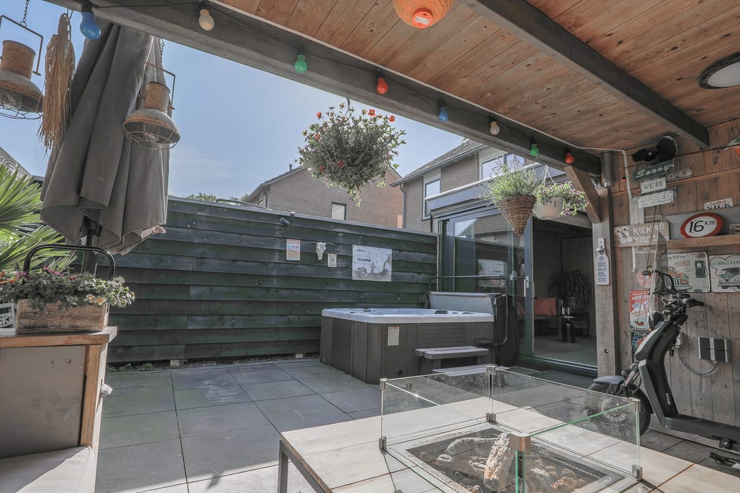 Photo 41 of Douwe Brouwerweg 24