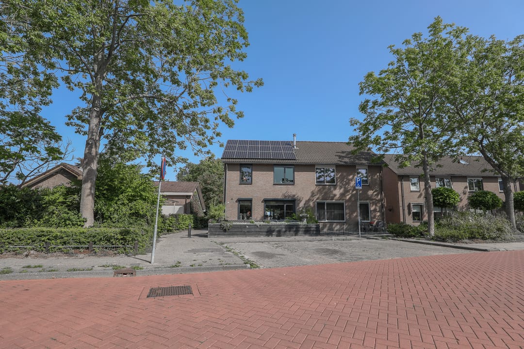 Photo 53 of Douwe Brouwerweg 24