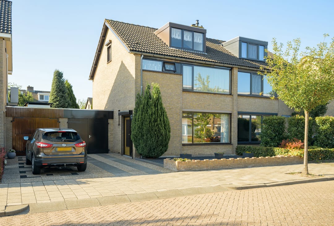 Foto 1 van Vroenhoutstraat 6