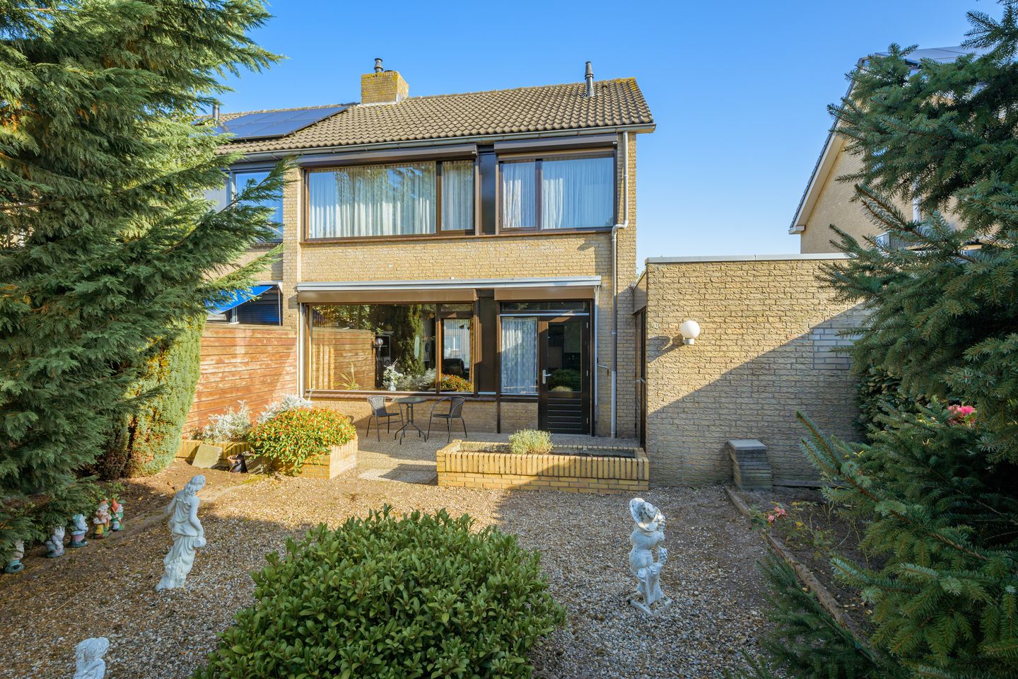 Foto 29 van Vroenhoutstraat 6