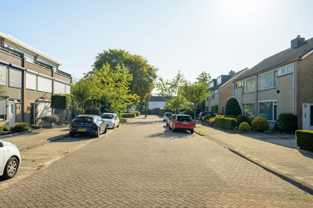 Foto 38 van Vroenhoutstraat 6