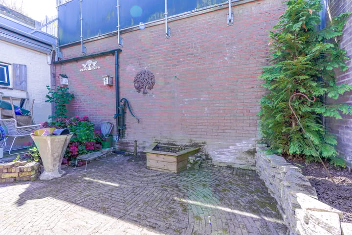 Foto 68 van Dorpsstraat 13