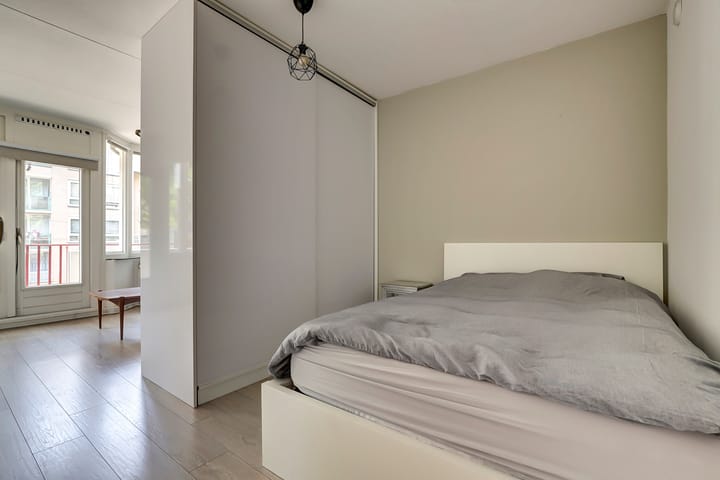 Foto 11 van Molukkenstraat 109-E