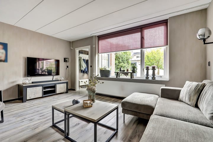 Foto 9 van Speenkruid 23