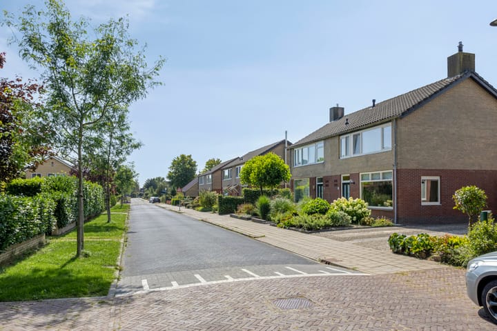 Foto 39 van van Aylvalaan 15