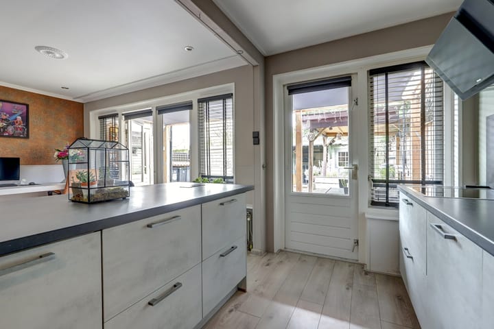 Foto 9 van Laustraat 30