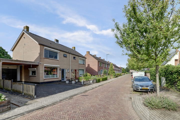 Foto 23 van Laustraat 30