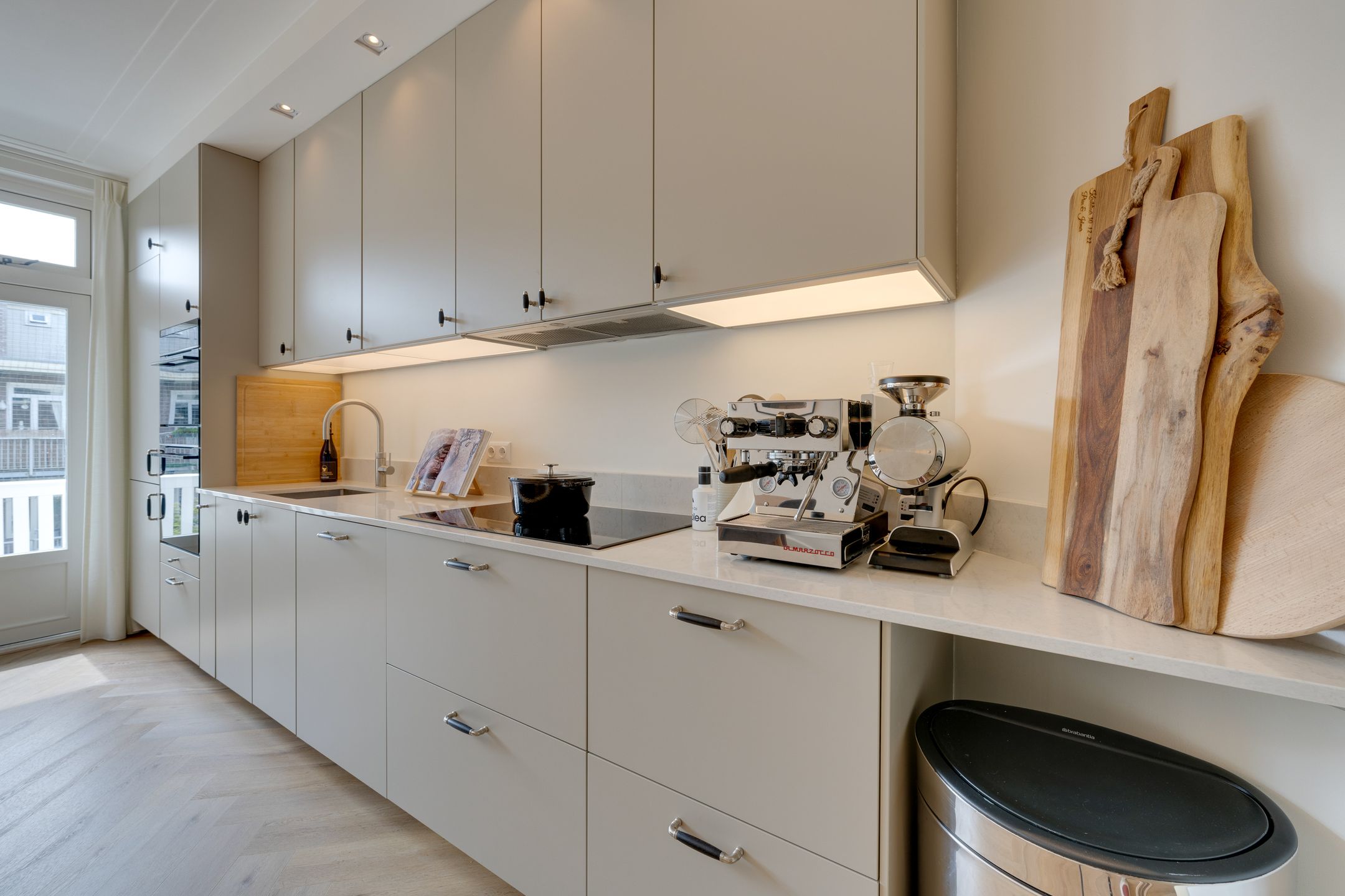 Photo 27 of Geulstraat 7-A2