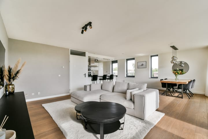 Foto 2 van Burgemeester Röellstraat 602